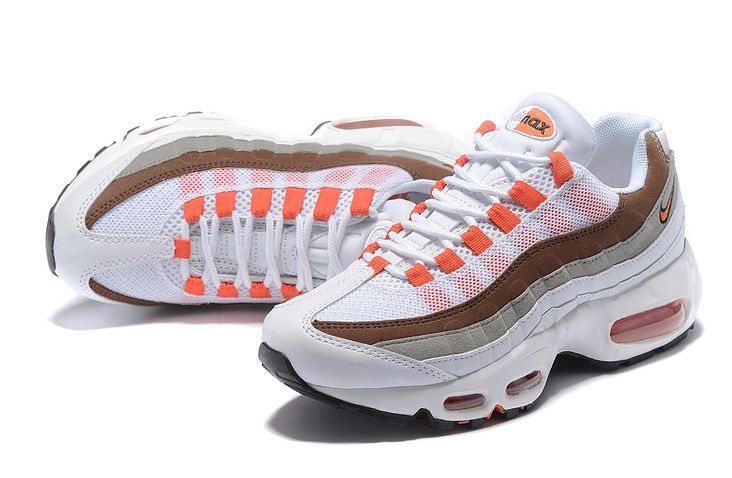  Nike Air Max 95 Essential